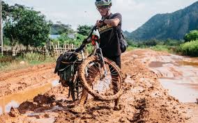 Vietnam Heritage Routes & Cycling Vacation on the Central Coast 15 Days